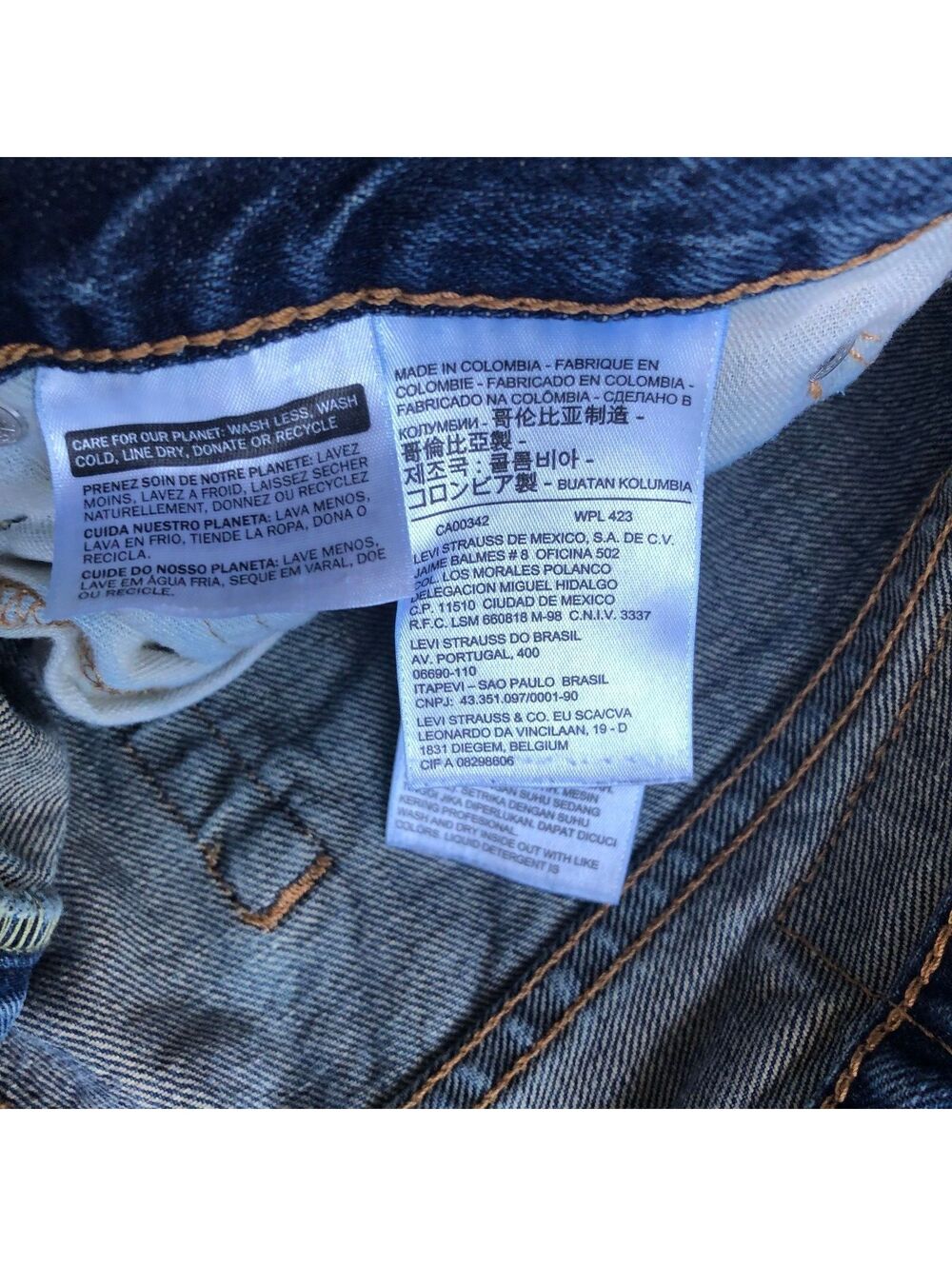 Levi's 511 Distressed Blue Denim Jeans Made in Colombia 34x32 - Picture 3 of 10
